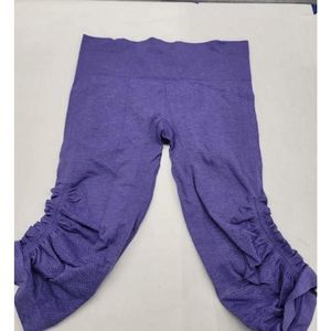 Lululemon Purple Elastic Waist Ruched Leg Capri Leggings Size 6
